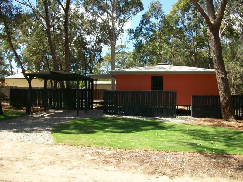 3 Crystal St, Russell Island QLD 4184