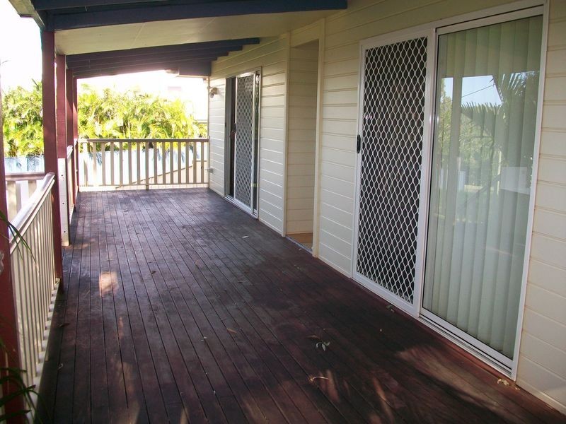 38 Bay Drive, Russell Island QLD 4184