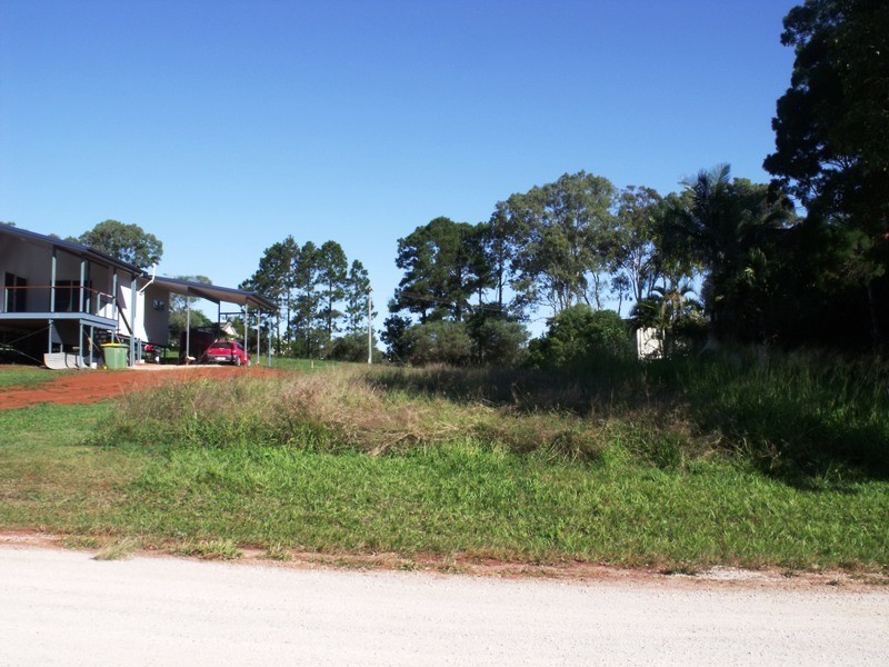 12 Frenchem Tce, Macleay Island QLD 4184