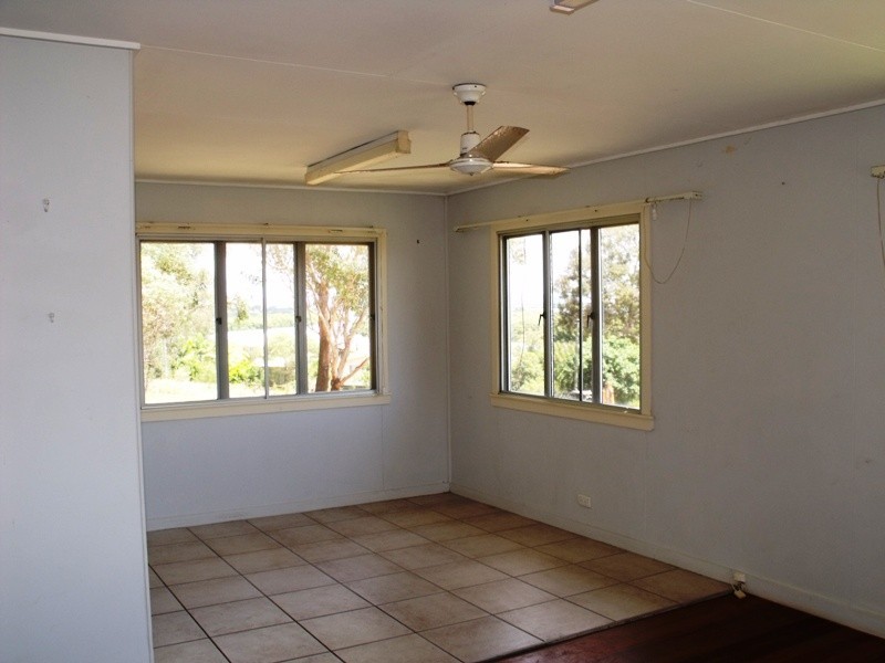 117 Palm Beach Rd, Russell Island QLD 4184