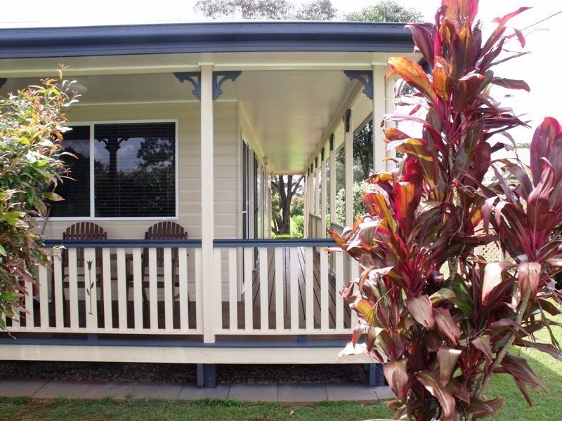 11 Grevillea St, Russell Island QLD 4184