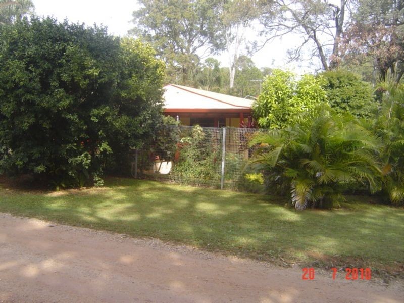 1 Paula Parade, Lamb Island QLD 4184