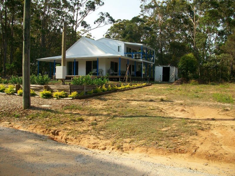 63 Bradman St, Russell Island QLD 4184