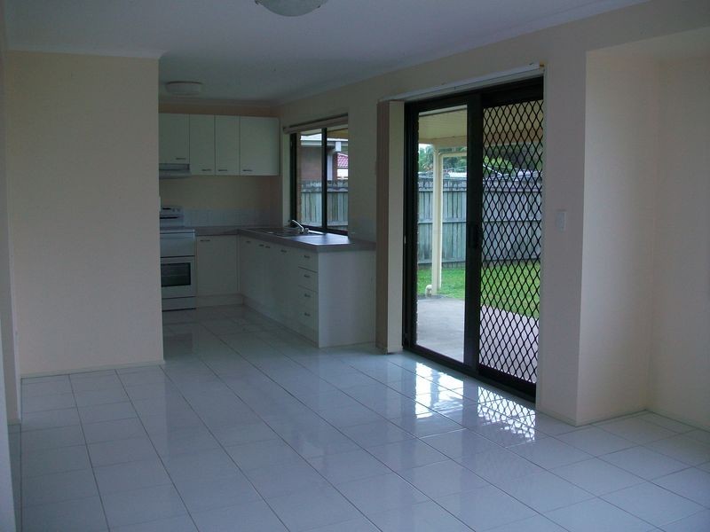 42 Kinta Street, Tanah Merah QLD 4128