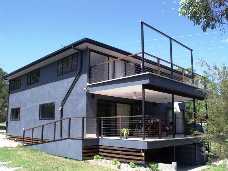 2 Zinnia St, Russell Island QLD 4184