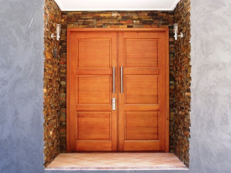 2 Zinnia St, Russell Island QLD 4184