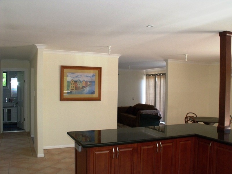 2 Zinnia St, Russell Island QLD 4184