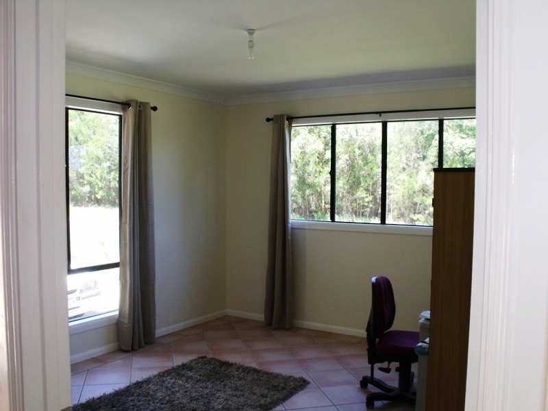 2 Zinnia St, Russell Island QLD 4184