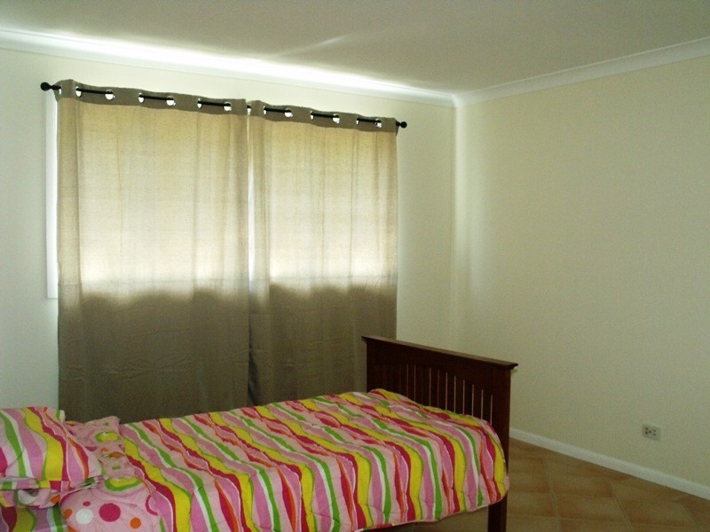 2 Zinnia St, Russell Island QLD 4184