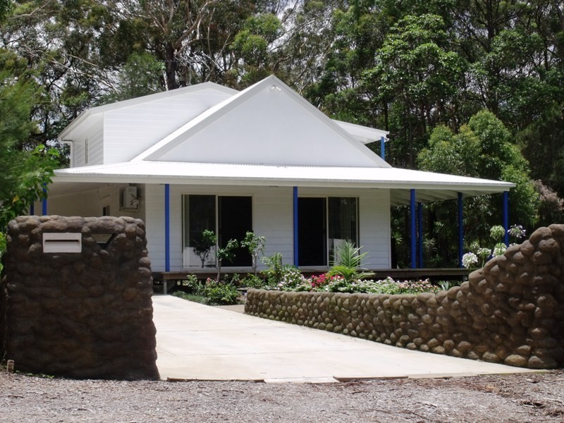 63 Bradman St, Russell Island QLD 4184