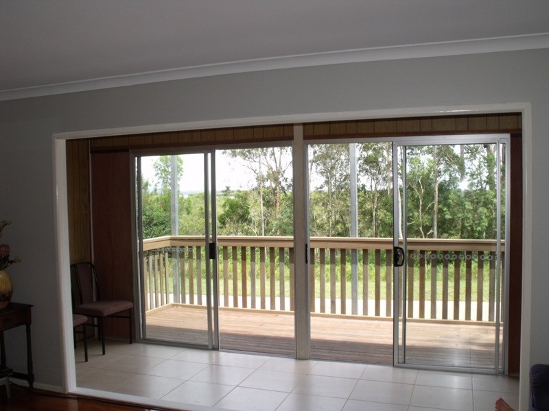 26 Bangalow St, Russell Island QLD 4184