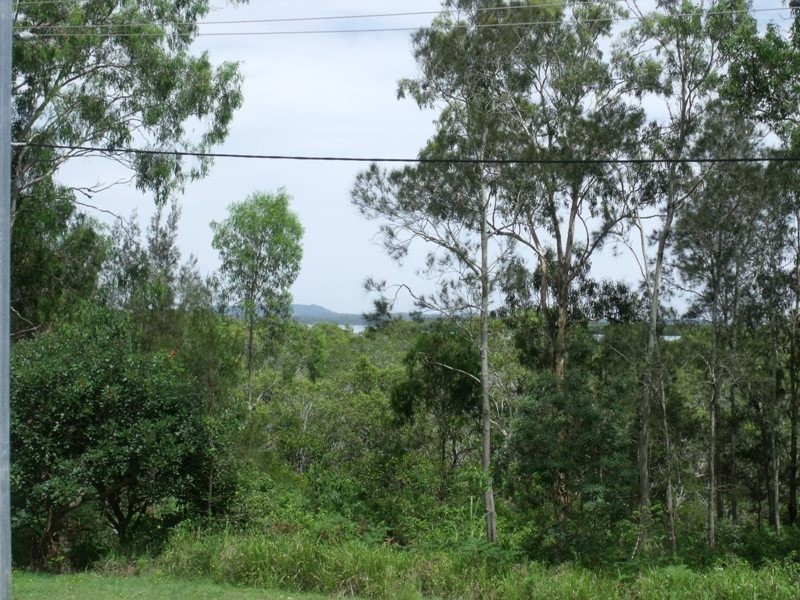 26 Bangalow St, Russell Island QLD 4184