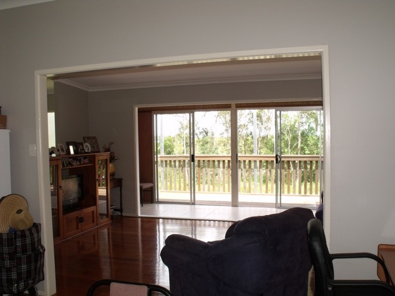 26 Bangalow St, Russell Island QLD 4184