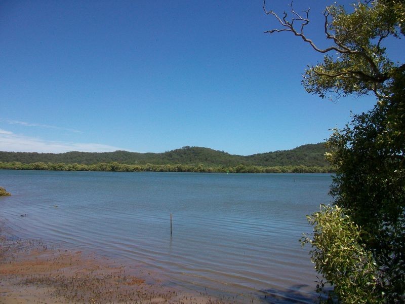 28 Oasis Drive, Russell Island QLD 4184