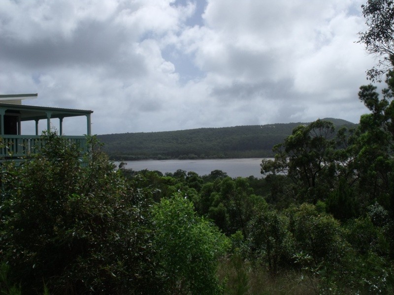 12 Leichhardt Tce, Russell Island QLD 4184