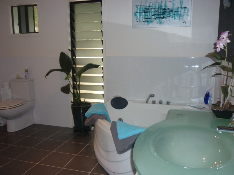 49 Hemp Hill Road, Russell Island QLD 4184