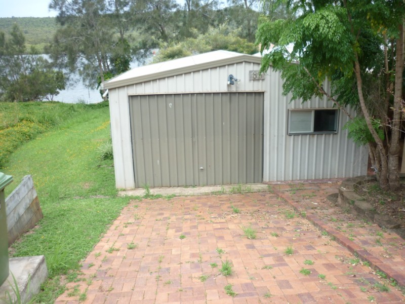 85 Wahine Drive, Russell Island QLD 4184