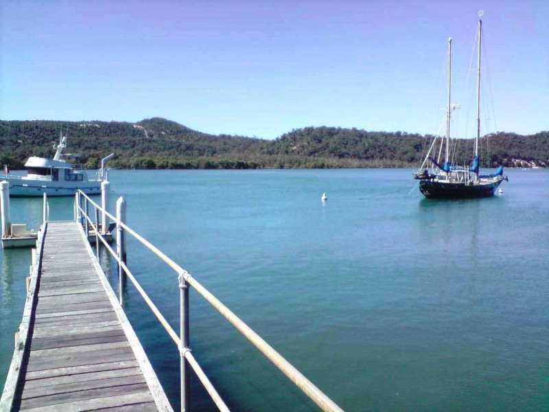 85 Wahine Drive, Russell Island QLD 4184