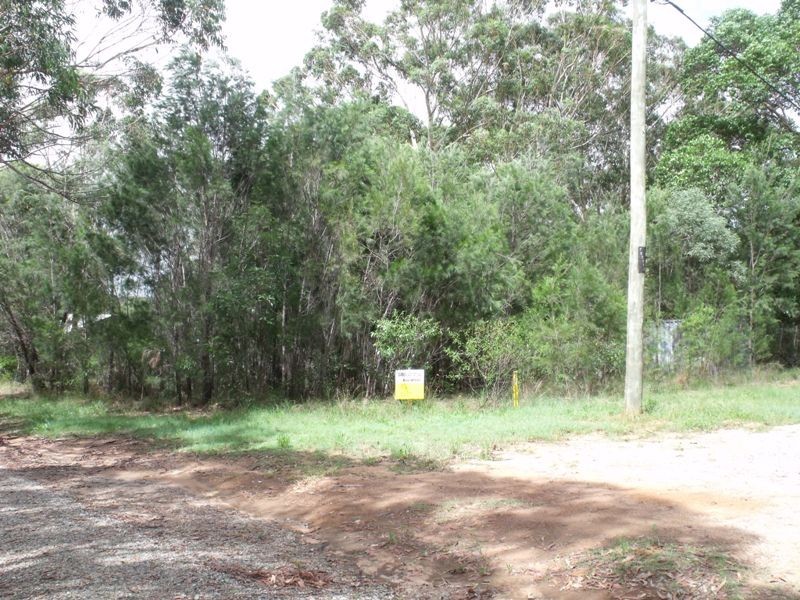 2 Coleus St, Russell Island QLD 4184