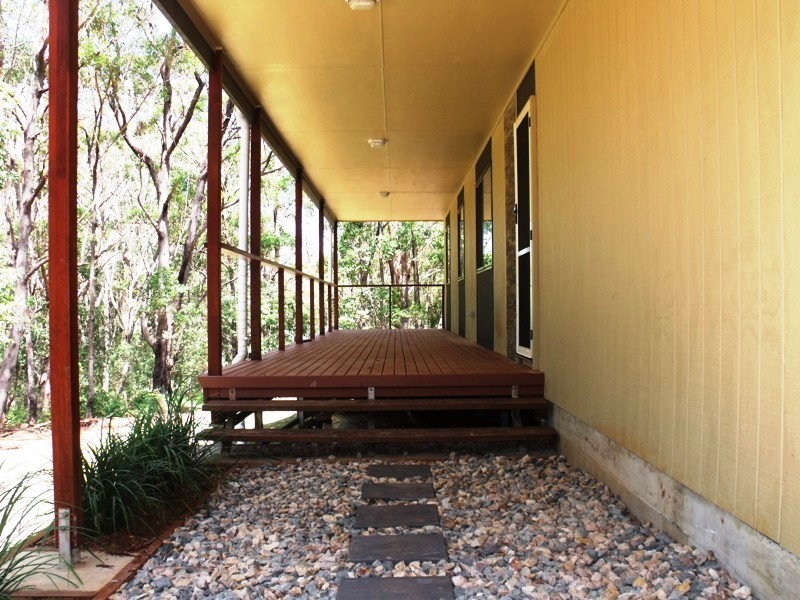 15 Darling St, Russell Island QLD 4184