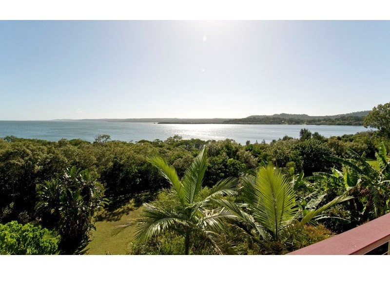 33 Bay Drive, Russell Island QLD 4184