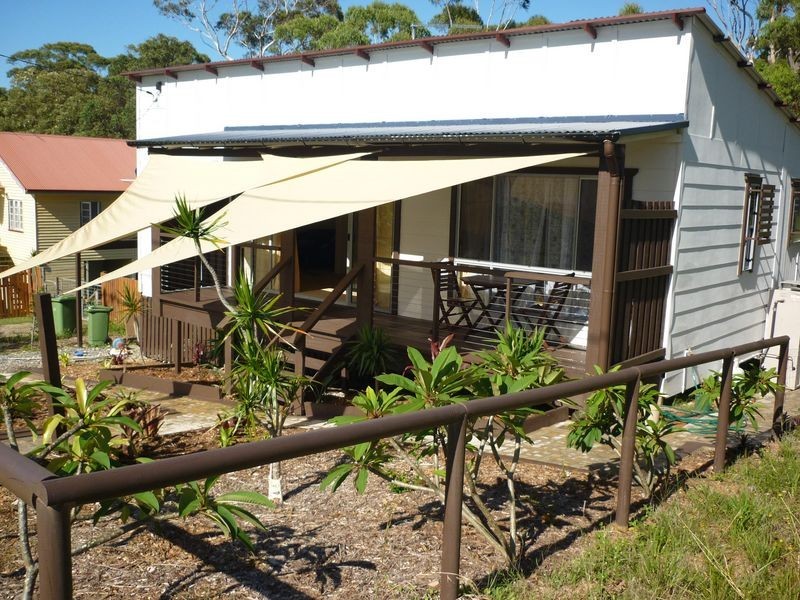 12 Yacht Street, Russell Island QLD 4184