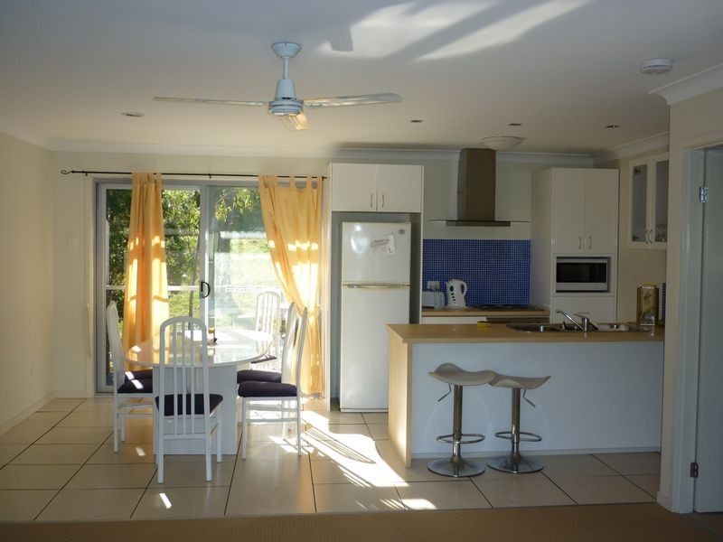 12 Yacht Street, Russell Island QLD 4184