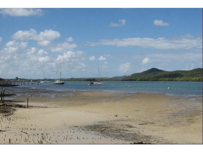 103 Wahine Drive, Russell Island QLD 4184