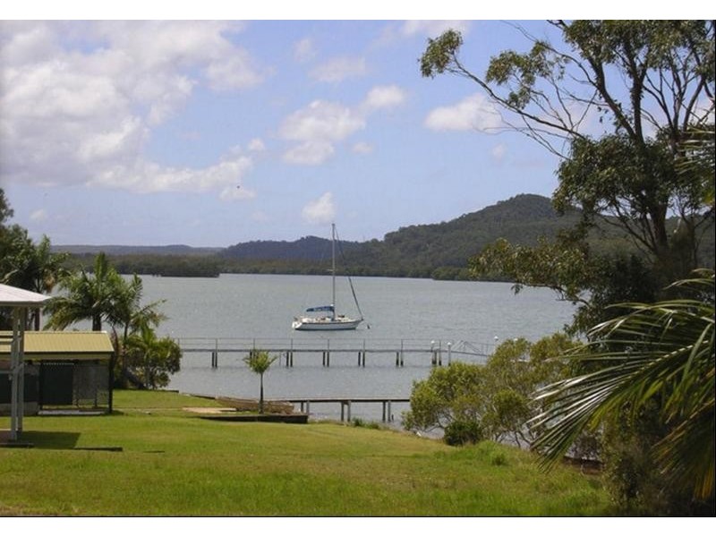 103 Wahine Drive, Russell Island QLD 4184