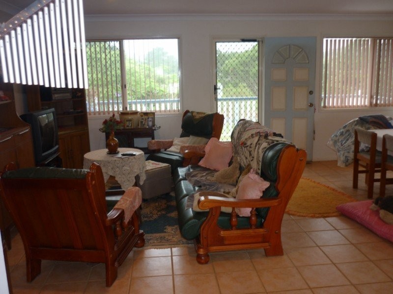 117 High Street, Russell Island QLD 4184