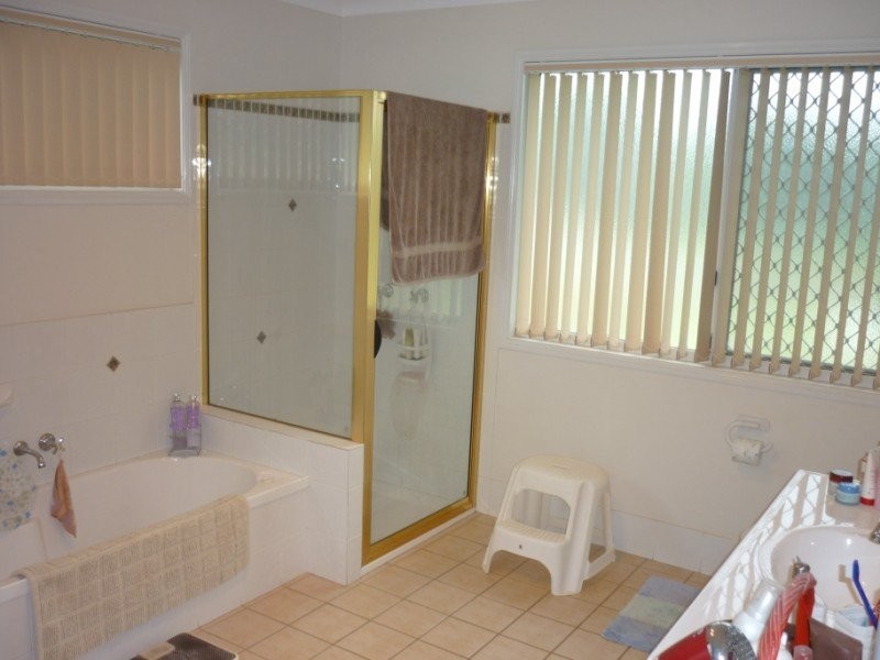 117 High Street, Russell Island QLD 4184