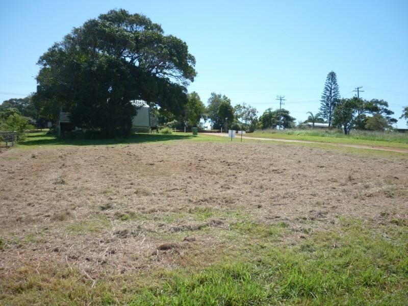 2 Elm Street, Russell Island QLD 4184
