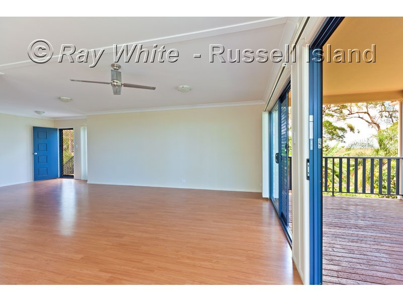42 Deenya Parade, Russell Island QLD 4184