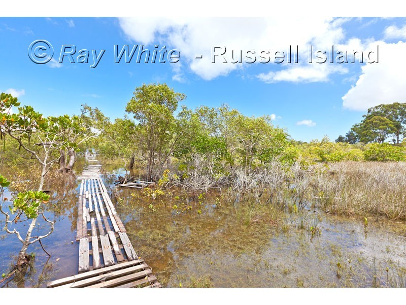 42 Deenya Parade, Russell Island QLD 4184