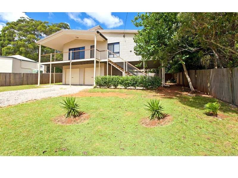 38 Mountain View Crescent, Russell Island QLD 4184
