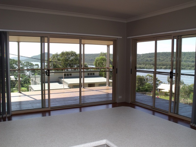 66 Seaward Drive, Russell Island QLD 4184
