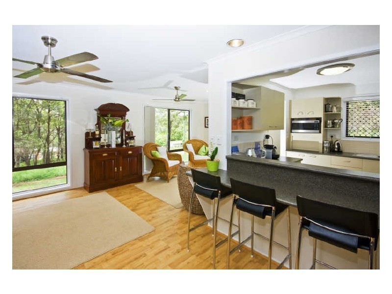 12 Castle Drive, Russell Island QLD 4184