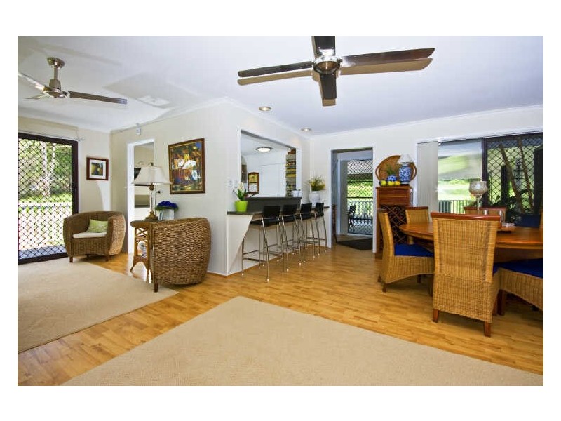 12 Castle Drive, Russell Island QLD 4184