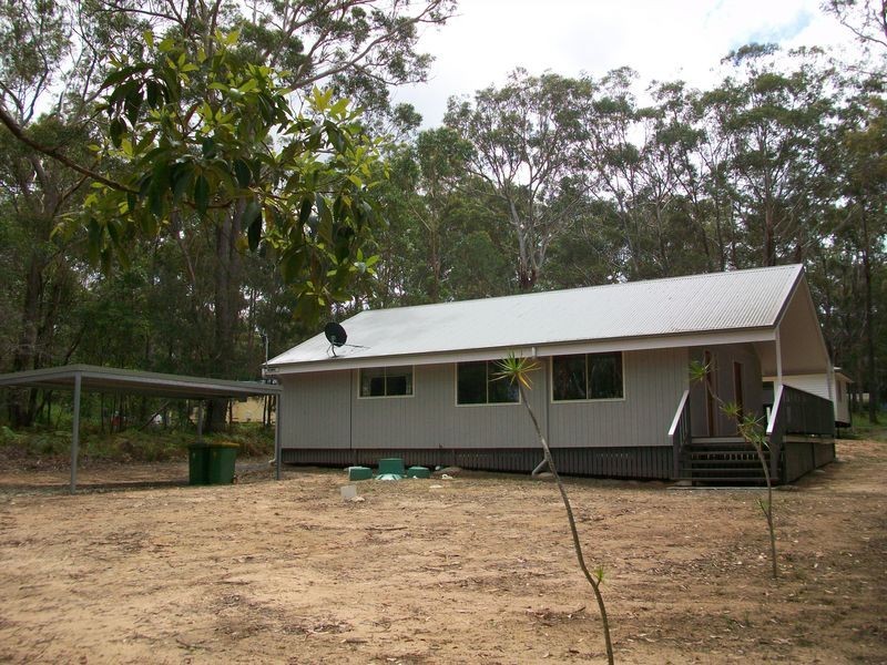 11 Ilumba St, Russell Island QLD 4184