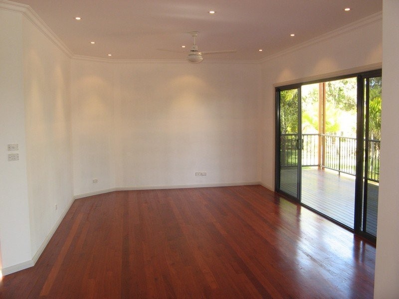 6 James Street, Russell Island QLD 4184