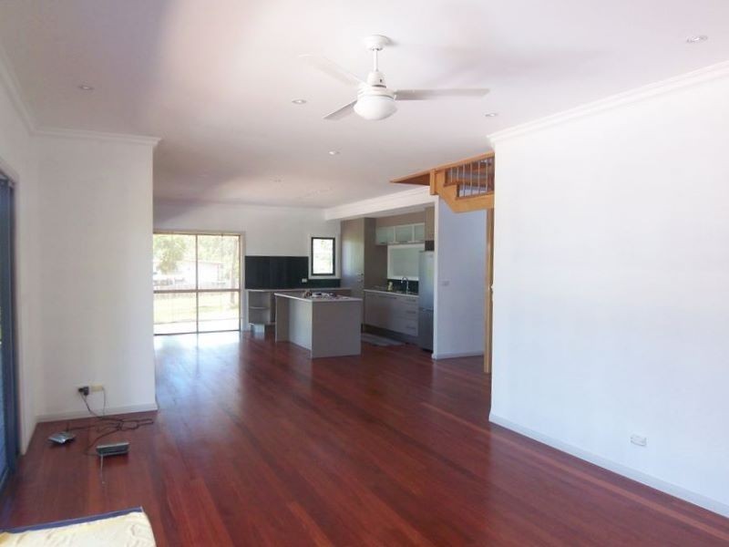 6 James Street, Russell Island QLD 4184