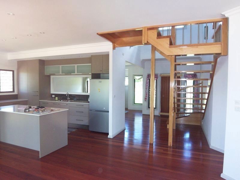 6 James Street, Russell Island QLD 4184