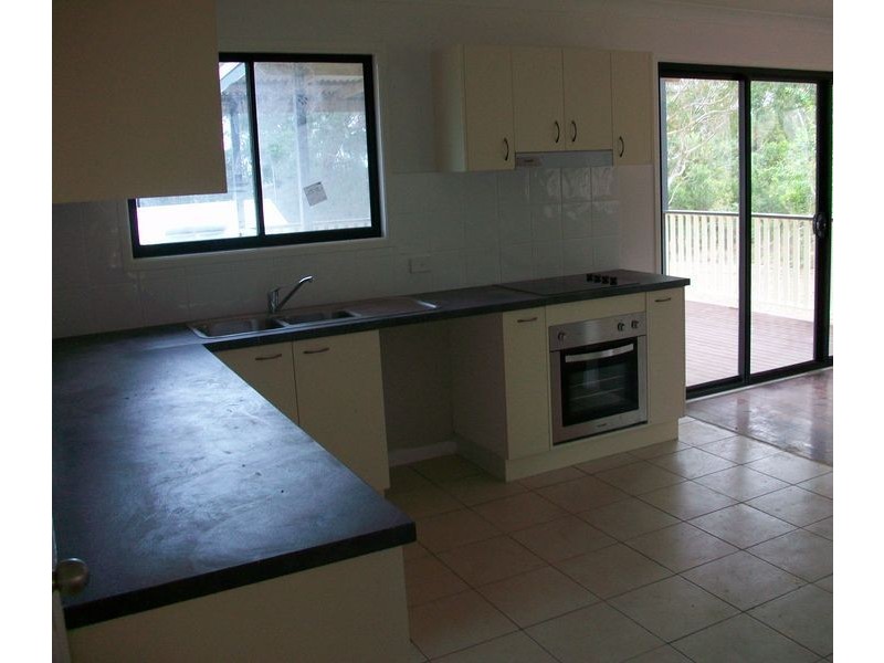 36 Allamanda Street, Russell Island QLD 4184