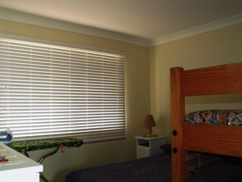 15 Reading St, Russell Island QLD 4184