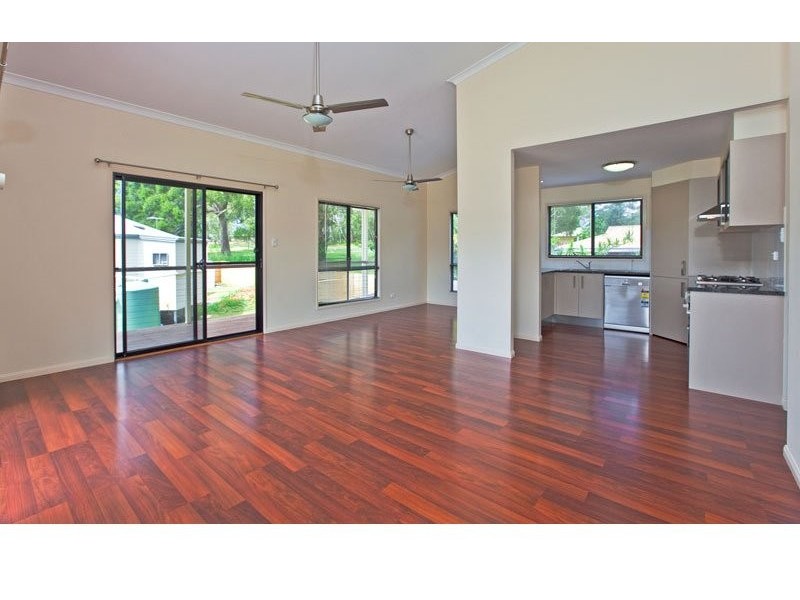 38 Mountain View Crescent, Russell Island QLD 4184