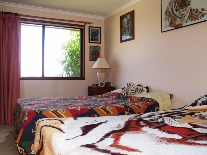 15 – 17 Waratah St, Russell Island QLD 4184