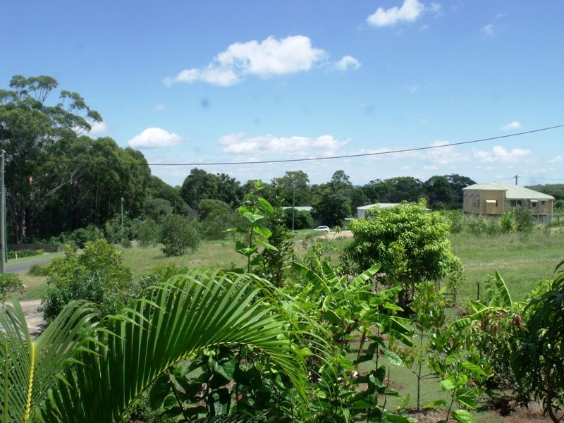15 – 17 Waratah St, Russell Island QLD 4184