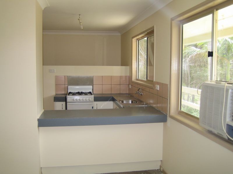 18 Main View Dr, Russell Island QLD 4184