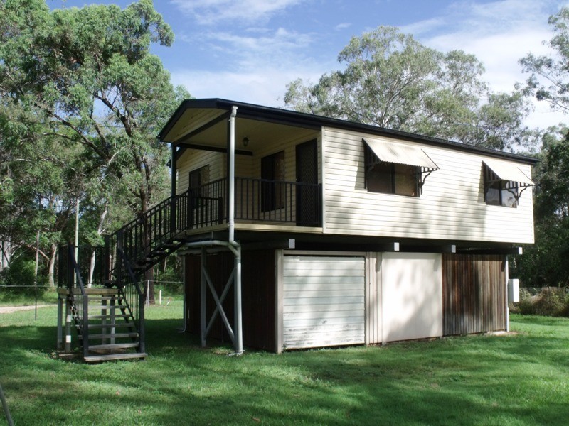 2 Karri St, Russell Island QLD 4184