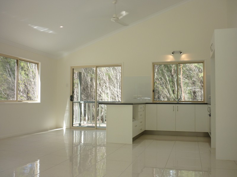4 Topaz, Russell Island QLD 4184